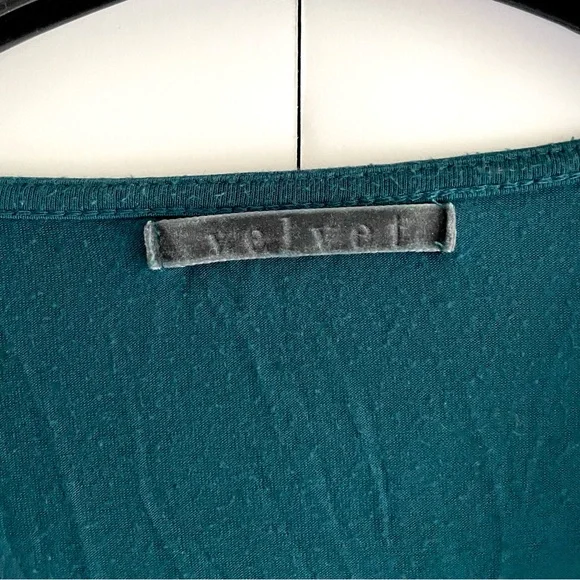 🚨MUST BUNDLE🚨Velvet by Graham and Spencer Teal Crossover Blouse - Picture 5 of 6